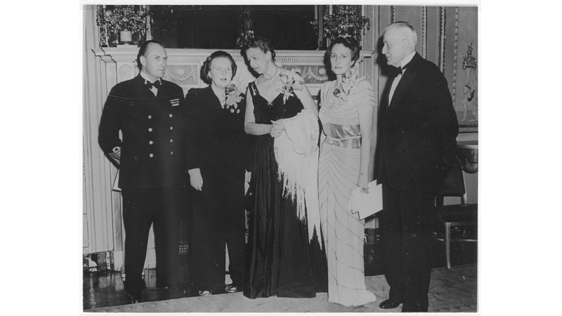 Kronprins Olav, dronningen av Nederland, Eleanor Roosevelt og kronprinsesse Märtha