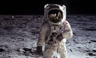 Jubileer 1: Hvem ble med Armstrong på månen?